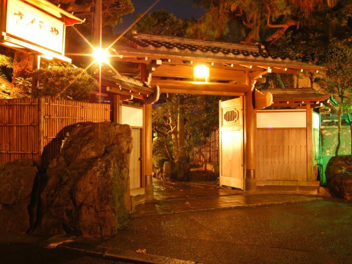 Готель Atami Onsen Sakuraya Ryokan Екстер'єр фото